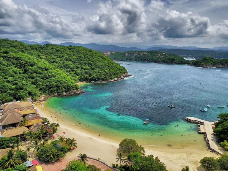 Bahías de Huatulco